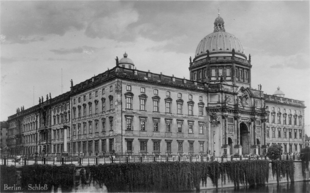 'Berliner Stadtschloss', postcard from the 1920s
