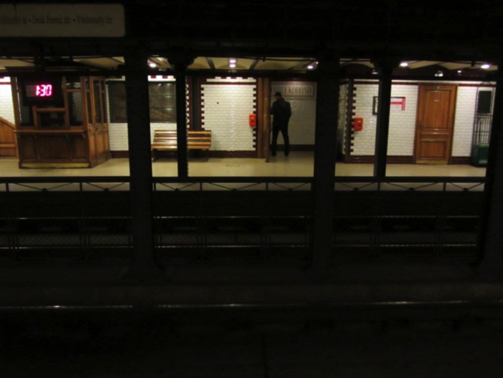 The miniature metro at KodályKörönd.